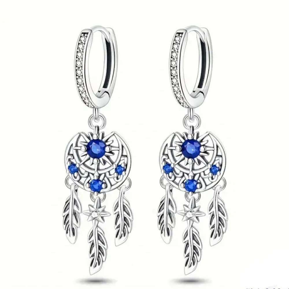 Dreamcatcher dangle earrings / Sterling silver